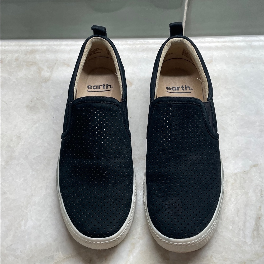Earth Midnight Black Suede Perforated Slip-Ons. Size 7.